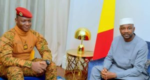 Quand le colonel Goïta et le capitaine Traoré se croisent