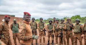 Indépendance: « Le Burkina Faso a décidé de se battre et nous nous battrons jusqu’à la victoire finale » (capitaine Traoré)