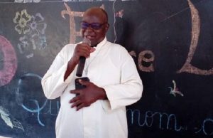 Paroisse Saint André de Saaba: 50 de vie consacrée pour le Frère Louis Kalmogo