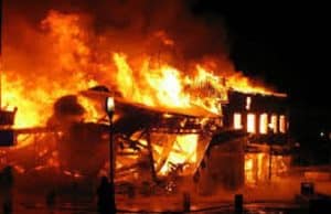 USA: l’île natale de Barack Obama en feu