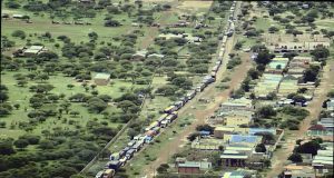 Plus de 300 camions de transport de marchandises convoyés du Burkina Faso au Niger