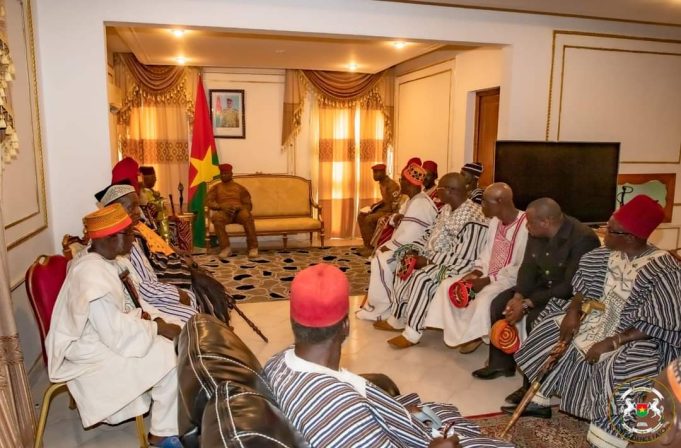 Burkina : le tête-à-tête entre président de la Transition et les autorités régionales du Centre-Sud
