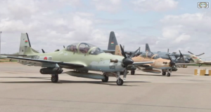 Niger: le Burkina et le Mali déploient des avions de combat pour contrer une éventuelle attaque de la Cédéao