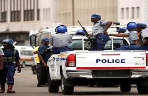 Zimbabwe: quarante opposants arrêtés à l’orée de la présidentielle