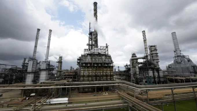 Nigeria: lutte contre le détournement du pétrole dans le delta du Niger