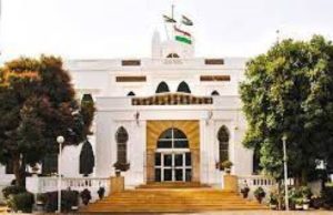 Idimama Kotoudi: «La junte militaire, enfermée dans le Palais de Niamey est en train de se construire sa propre prison»