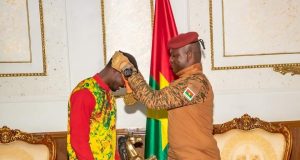 Burkina: Hugues Fabrice Zango élevé au rang d’Officier de l’Ordre de l’Étalon