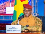 Burkina: échanges entre le président Traoré et les commerçants