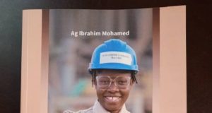 Burkina: Ag Ibrahim Mohamed met en lumière 40 femmes qui font briller l’or à Essakane