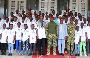Burkina/Journée de l’excellence scolaire: le chef de l’Etat félicite les lauréats de l’édition 2023