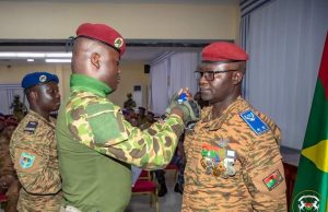 Burkina: le Colonel-major Kassoum Coulibaly reçoit ses attributs de Général de Brigade