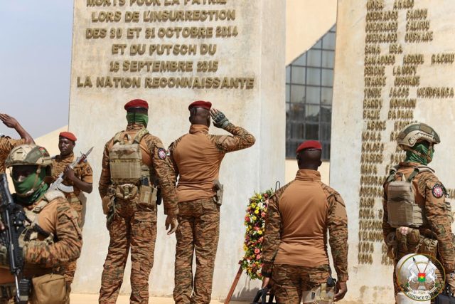 Hommage Insurrection