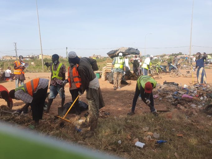 Ouagadougou: la SONATUR débarrasse son site de Cissin 2020 de ses ordures