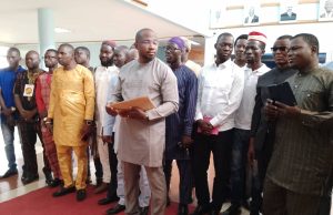 Burkina: des organisations appellent à une prolongation de la transition