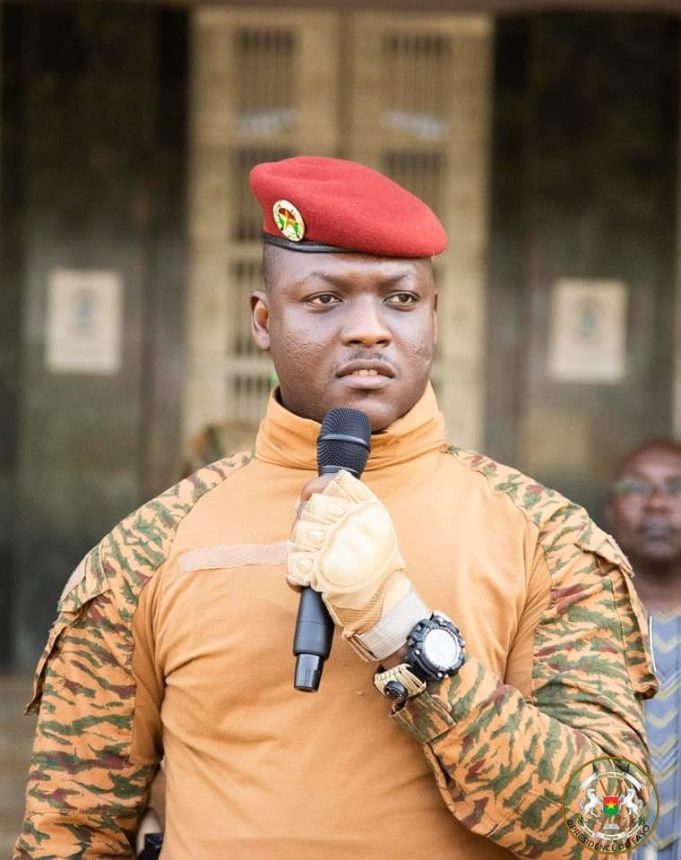Attention aux voleurs de l’identité du capitaine Ibrahim Traoré