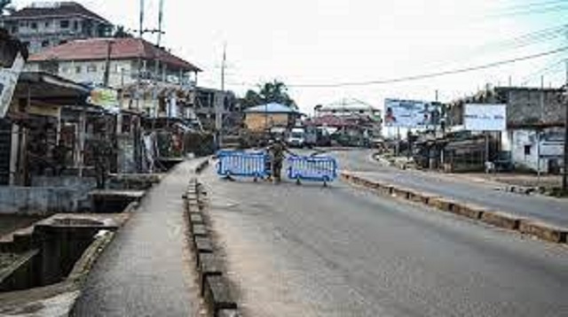 Le calme est de retour à Freetown