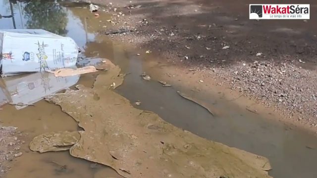 VIDEO-Ouagadougou, poubelle à ciel ouvert