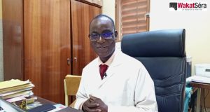 VIDEO-Les enfants font beaucoup la dengue, selon le Pr Fla Koueta
