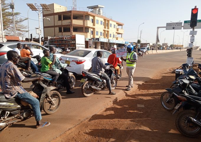 Burkina: que faut-il retenir du contrôle du port obligatoire du casque à partir de janvier 2025?