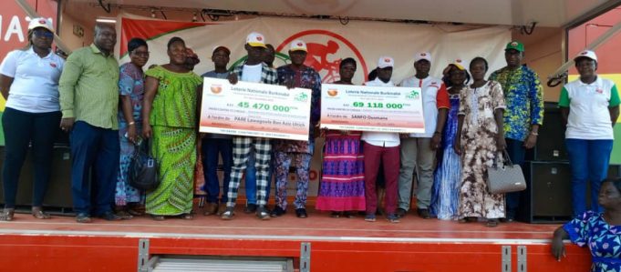LONAB/PMU’B: un étudiant et un commerçant empochent plus de 100 millions F CFA à Koudougou