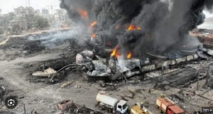 Guinée/incendie: Abidjan s’engage à livrer par mois de l’essence à Conakry