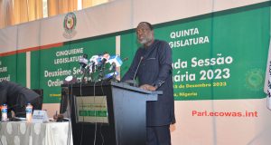 Lutte contre le terrorisme: la CEDEAO veut aider financièrement les trois Etats du Sahel