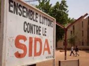 Lutte contre le Sida: le «chapeau de la vie» pour ne pas baisser la garde!
