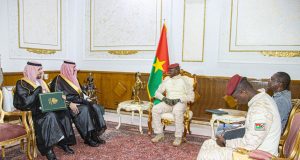 Burkina: l’ambassadeur d’Arabie Saoudite échange avec le Chef de l’Etat sur des sujets d’intérêts communs