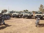 Les USA remettent des véhicules militaires et motocyclettes au Burkina Faso