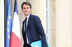 France: Gabriel Attal reste à Matignon