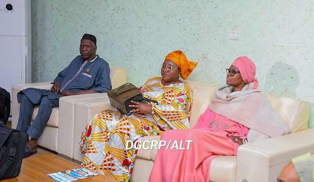 La cheffe de délégation des députés maliens, Raky Talla Diarra (2e à gauche)