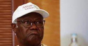 Sierra Leone: l’ex-président, Ernest Koroma inculpé pour «tentative de coup d’État»