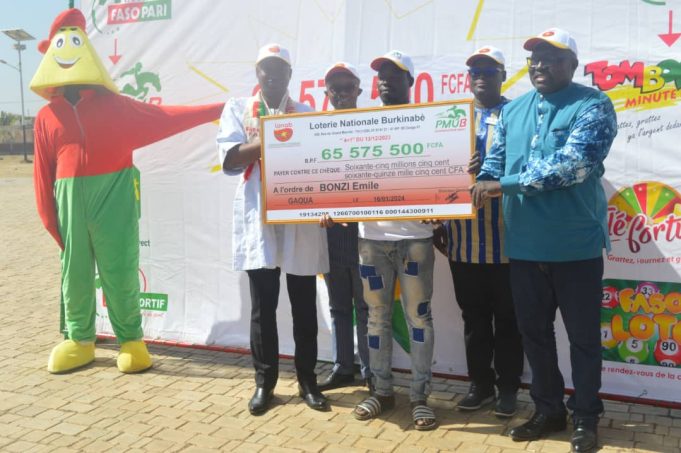 PMU’B: un conducteur de tricycle gagne 65 575 500 FCFA à Gaoua
