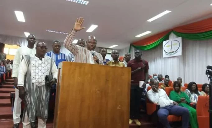 Burkina: prestation de serment des neuf nouveaux membres du CSC