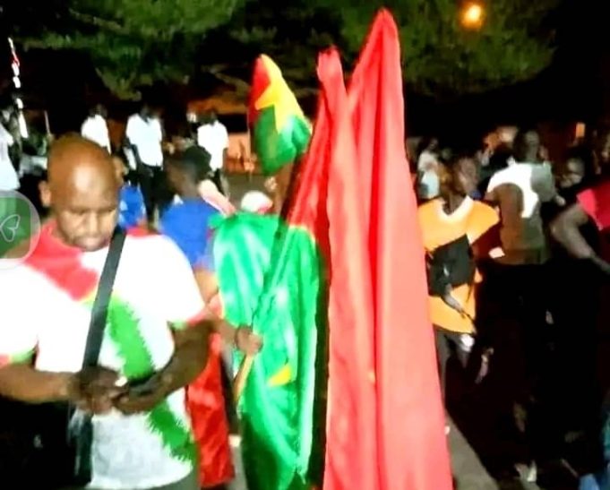 Carton vert aux supporters des Etalons à Bouaké