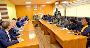 Ouagadougou: des échanges entre une délégation de l’UE et le chef de la diplomatie burkinabè