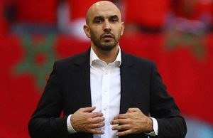CAN 2023: l’entraîneur marocain Walid Regragui suspendu pour 4 matchs dont 2 avec sursis