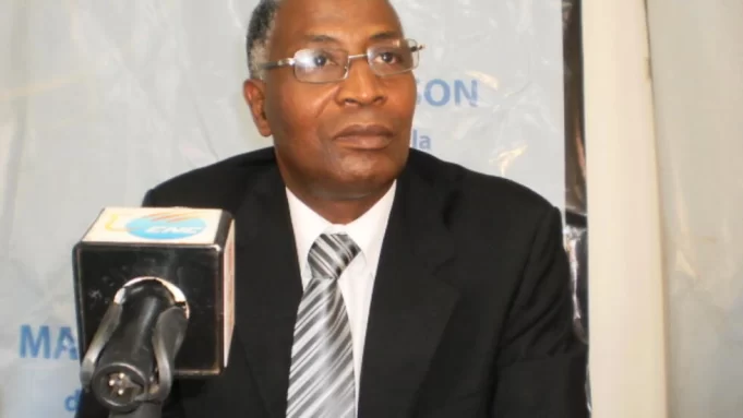 Guinée: Amadou Oury Bah nommé Premier ministre