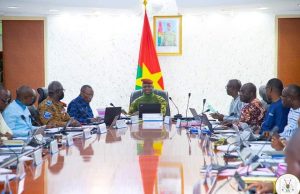 Burkina: création d’une société d’économie mixte spécialisée dans la confection des tenues militaires et paramilitaires