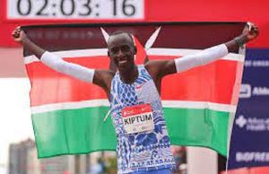 Kenya: le marathonien Kelvin Kiptum meurt accidentellement dans l’Ouest du pays