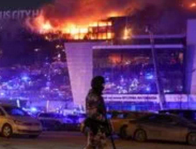 Russie: au moins 60 tués dans une attaque à Moscou