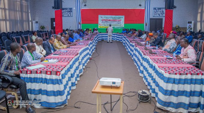 Affaires étrangères du Burkina: les enjeux de l’émergence de l’AES au cœur des débats