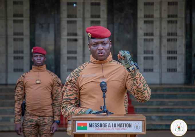 Journées nationales d’engagement patriotique et de participation citoyenne : le président Traoré appelle à la consolidation de la cohésion sociale