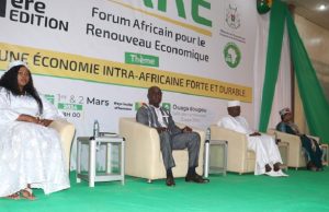 Burkina: des experts à la recherche d’un renouveau économique pour l’Afrique