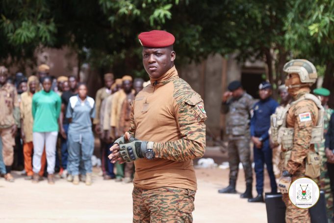 Le capitaine Ibrahim Traoré aux FDS des Cascades: «Préparez-vous à la guerre de haute intensité»