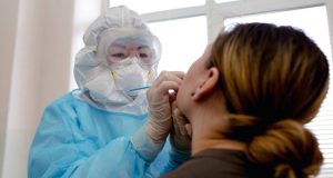 Covid-19: « L’utilisation généralisée d’antibiotiques … a exacerbé la résistance antimicrobienne »