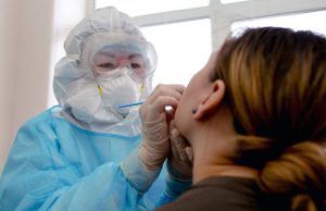 Covid-19: « L’utilisation généralisée d’antibiotiques … a exacerbé la résistance antimicrobienne »