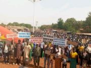 Est du Burkina: des populations manifestent à Diapaga pour exiger plus de sécurité