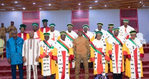 Burkina/Conseil constitutionnel: trois nouveaux membres prêtent serment pour un mandat de neuf ans