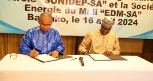 Le Niger promet 150 millions de litres de gasoil au Mali